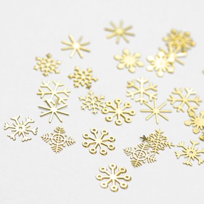 Ozdoby na nechty Snehové vločky - Snowflakes, zlaté