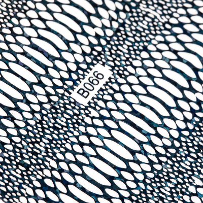 Vékony körömmatricák - Snake Skin B066 fekete