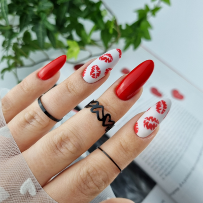 Gél lak YOSHI Love - Passionate Love 613, 6ml