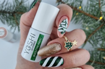 Vianočné nechty 2025: inšpirácie, techniky a tipy na sviatočnú manikúru