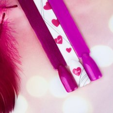 Tenké nálepky na nechty srdiečka love Z D4214 Violet